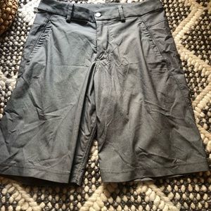 Lululemon men shorts